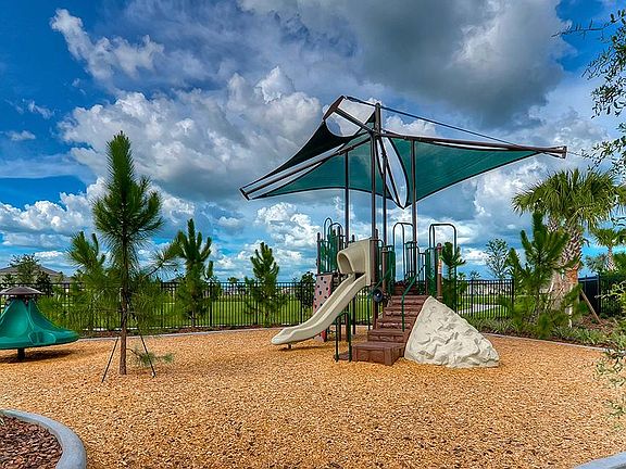 LARGE PLAYGROUND FOR THE CHILDREN