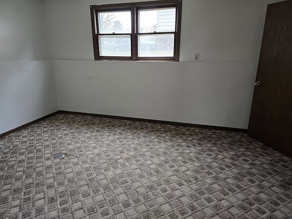 3rd image of 1004 20th Ave #B