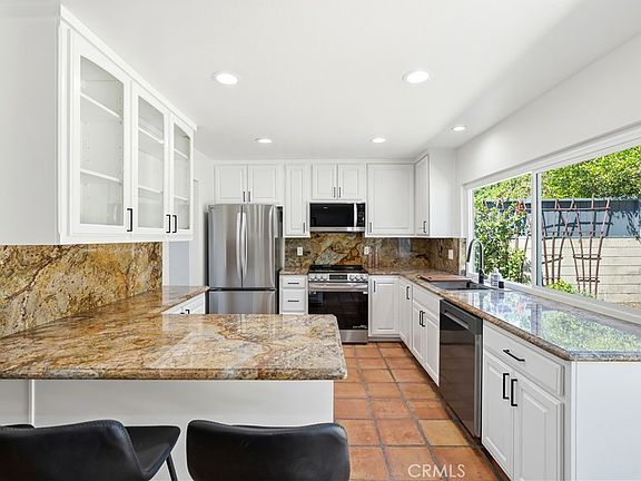5th image of 2075 Sherman St