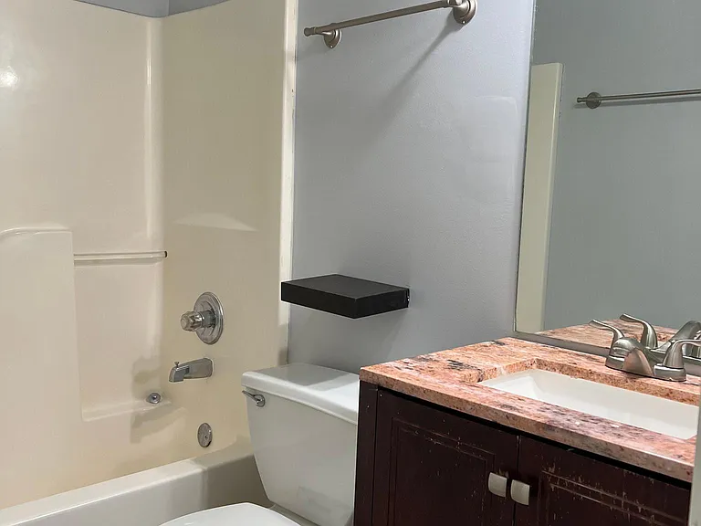 1076 Island Mist Cir — Photo 12