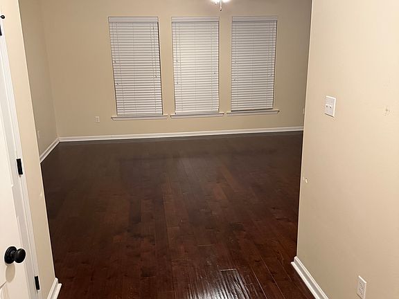 5th image of 15326 Mossystone Dr