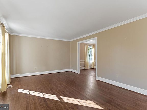 4th image of 9346 Mount Vernon Cir