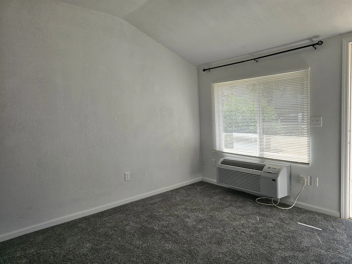Centrally Located One Bedroom Duplex — Photo 3