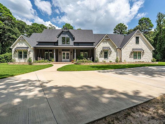 2nd image of 15319 Reserve Blvd