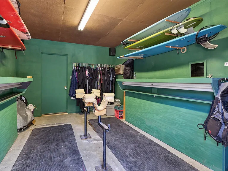 4229 Faria Rd — Photo 34