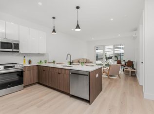 17-19 Livingston St, Newark, NJ 07103