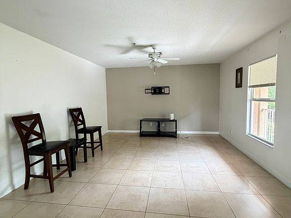 2nd image of 1836 41st Ave APT C
