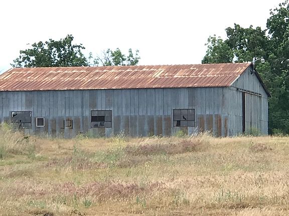 4th image of 36681 County Road 18a