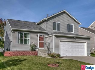 10918 Girard St, Omaha, NE 68142