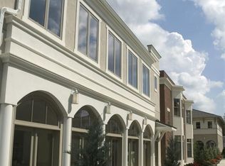 1537 S Piazza Dr, Bloomington, IN 47401