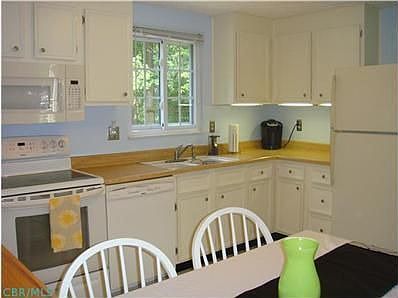 5th image of 8859 Greenburg Dr