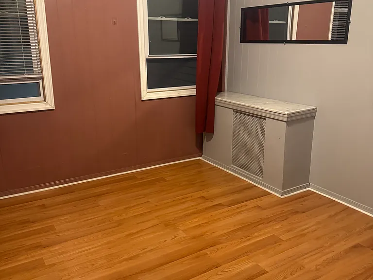 412 41st St #1 — Photo 3