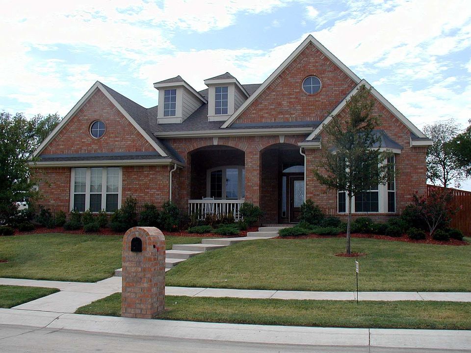 1st image of 500 Willowview Dr
