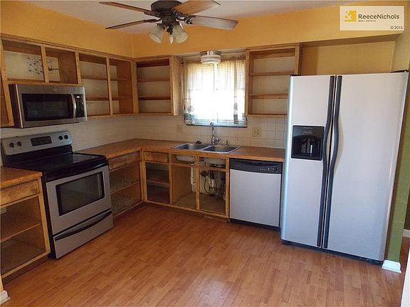 3rd image of 1217 NW 54th St