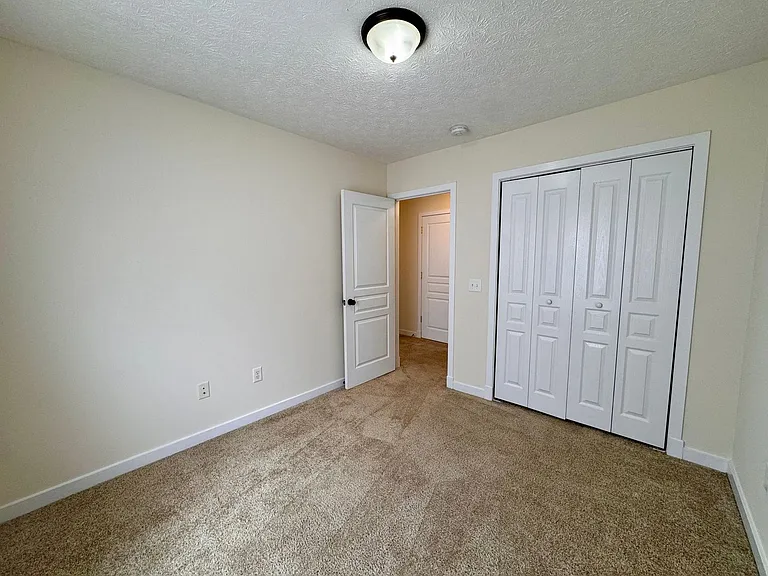 1255 Poets Ct — Photo 12