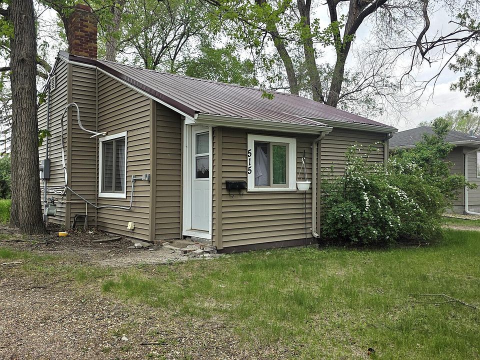 1st image of 515 W 13th Ave