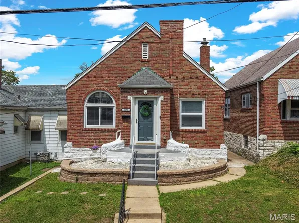 4177 Itaska St, Saint Louis, MO 63116