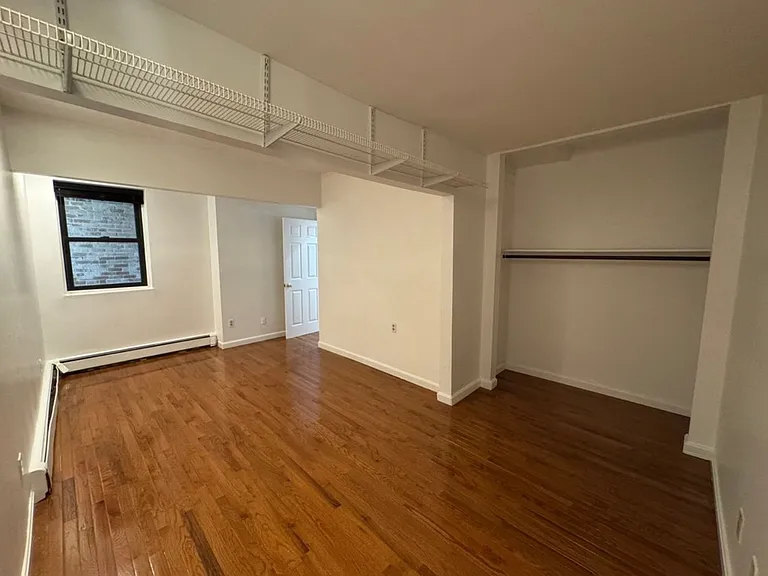 390 Riverway St #2 — Photo 12