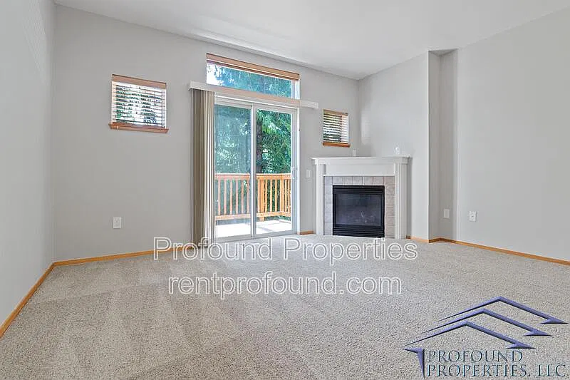 2 bed, 2.5 bath, 1516 sqft, $2,195 — Photo 4