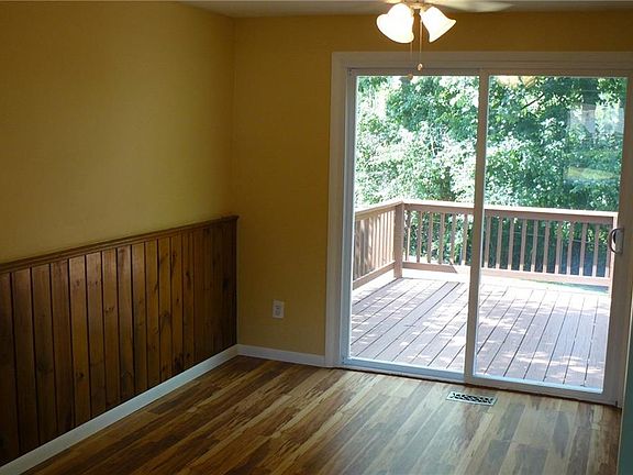 5th image of 4282 Amblewood Ln