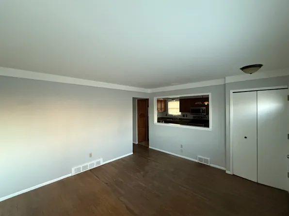 30521 Brush St, Madison Heights, MI 48071