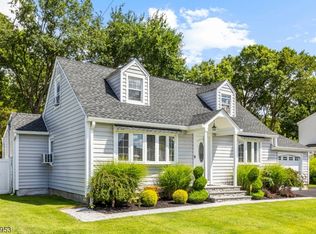 55 Winifred Dr, Totowa, NJ 07512