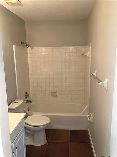 1599 Coombs Dr #2 — Photo 8