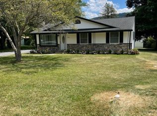 1252 Doruss Dr, Bellefonte, PA 16823