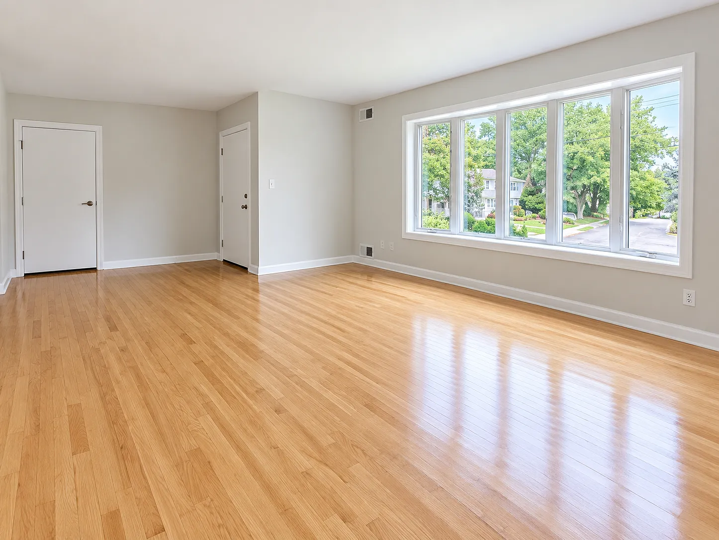 3 bed, $3,300 — Photo 2