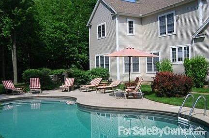 2nd image of 124 Meadowview Dr