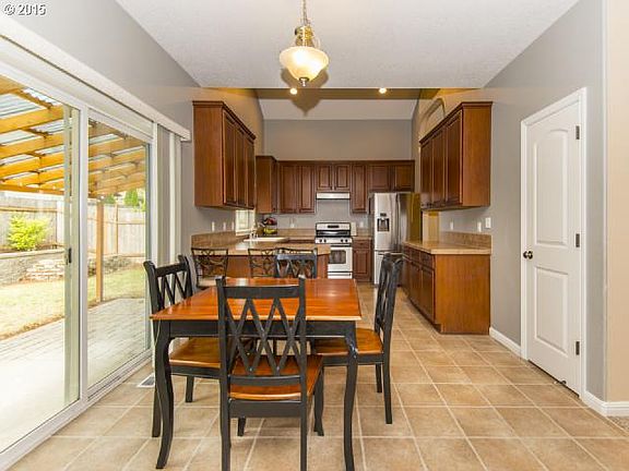 5th image of 4307 NE 94th St