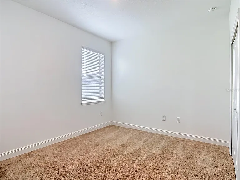 792 Hyperion Dr — Photo 22