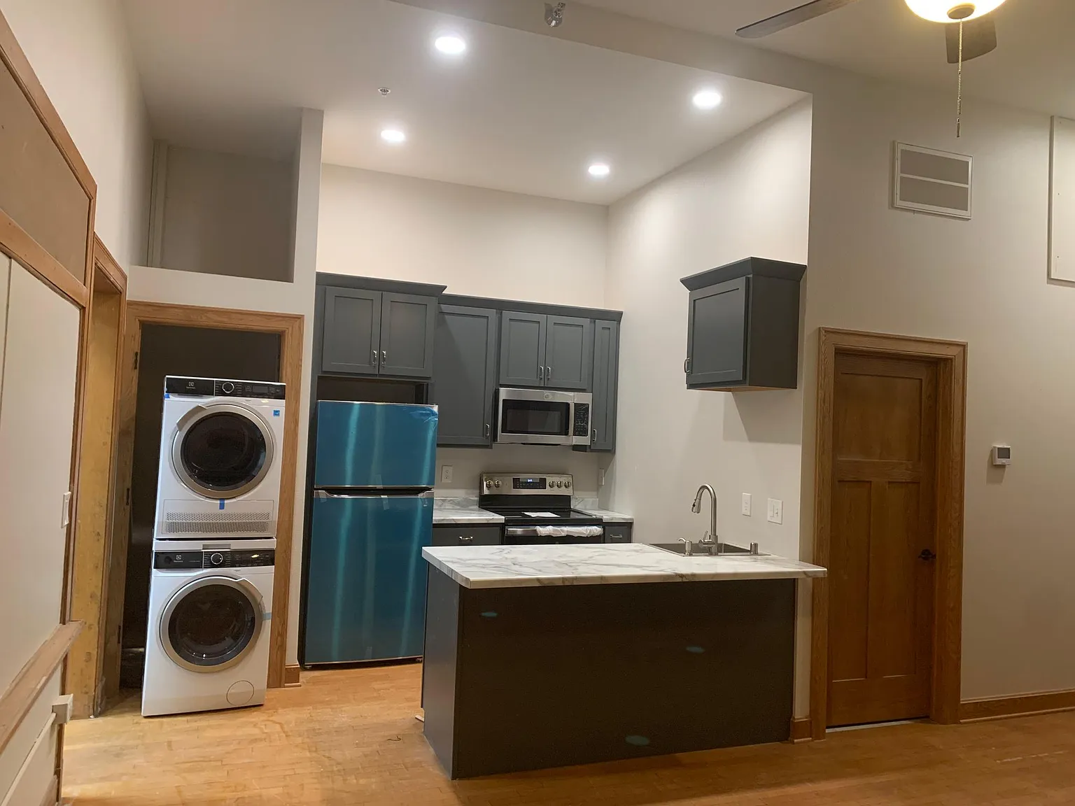 2 bed, $1,500 — Photo 2