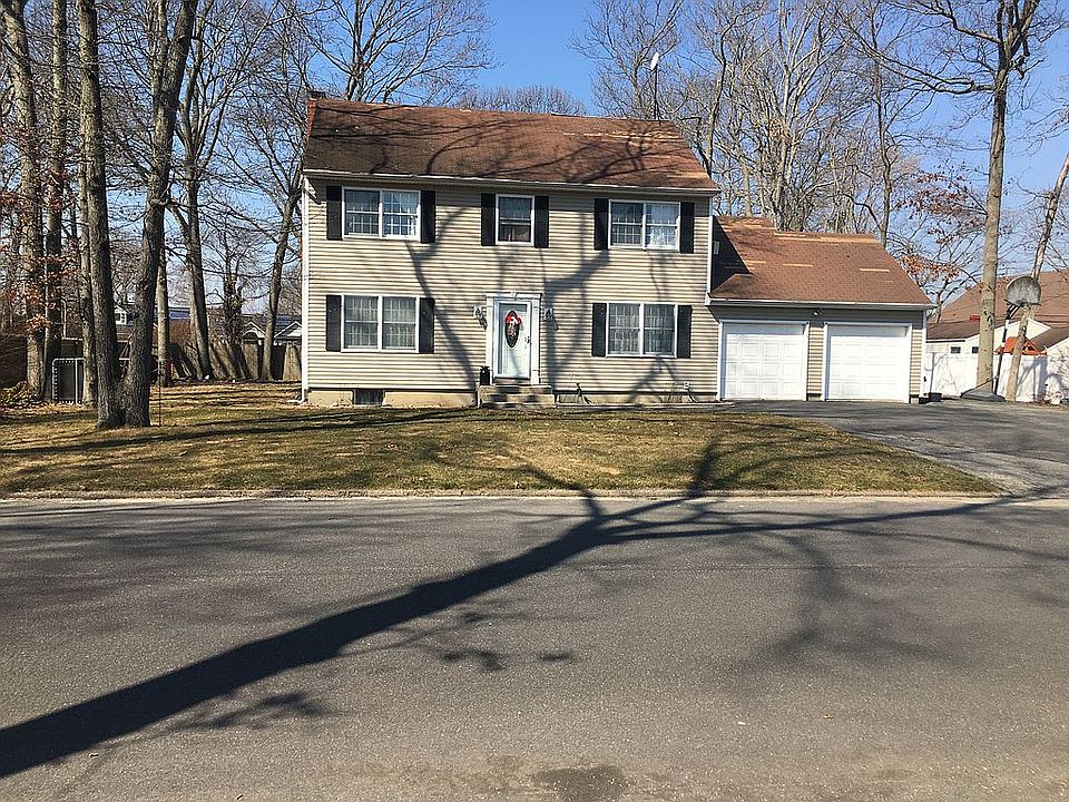1st image of 61 Cleremont Ave