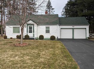 5502 Woodbine Dr, Rockford, IL