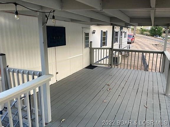 3rd image of 49 Betlo Park Ln