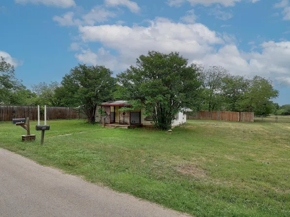205 Fallwell St, Liberty Hill, TX 78642