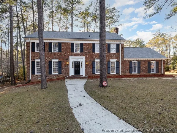 526 Northview Dr, Fayetteville, NC 28303