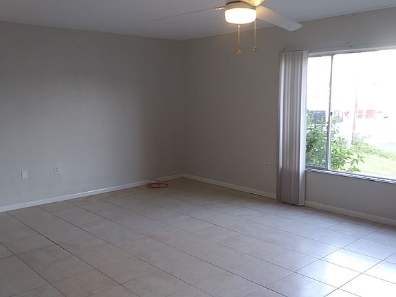 3rd image of 224 Waverly Way APT 6