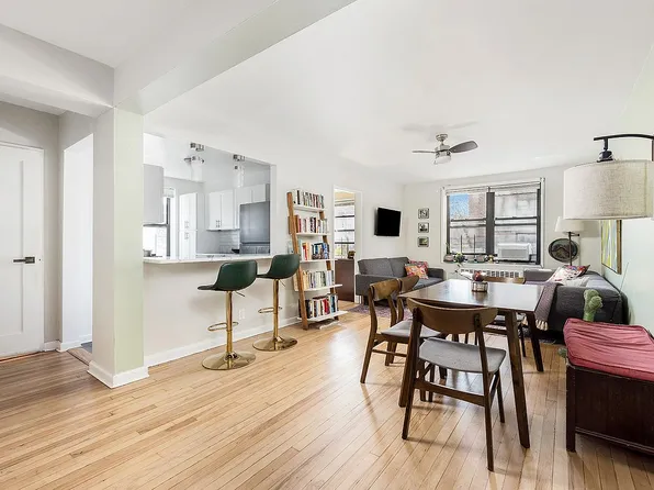 88-10 34th Ave APT 1D, Queens, NY 11372