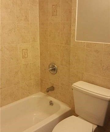 3rd image of 1440 E 103rd St