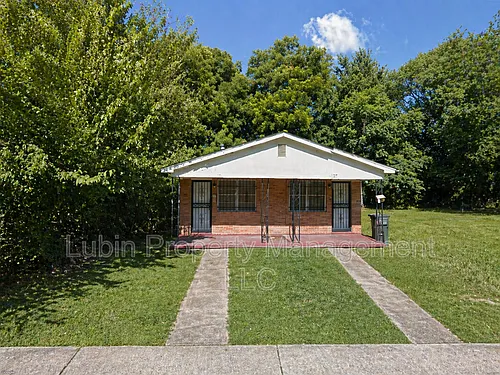 1437 Springdale St Photo 1