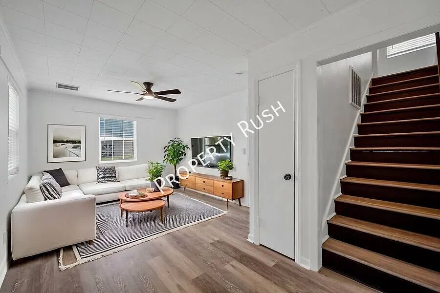 424 Hedgewood Dr. - Recently Updated 3 Bed/1 Bath Rental In Red Bank! $1,599/Mo. (No Application ... — Photo 2