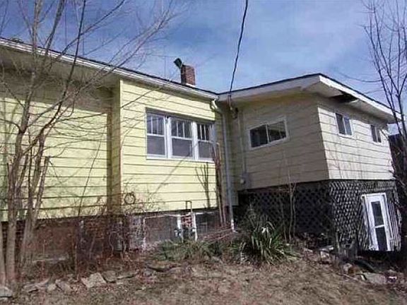 5th image of 1024 McPherson St