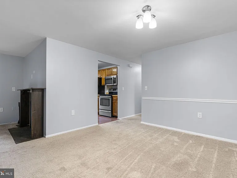 18050 Chalet Dr #14103 — Photo 10