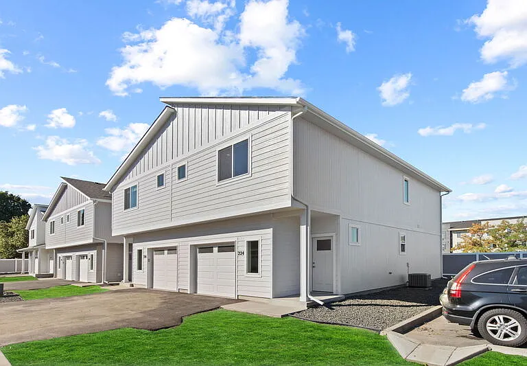 218 S Woodlawn Ln #1 — Photo 2