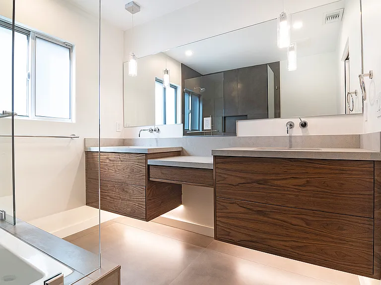6561 Lasaine Ave — Photo 35