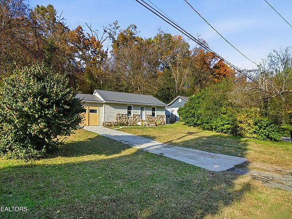 2nd image of 5255 McIntyre Rd