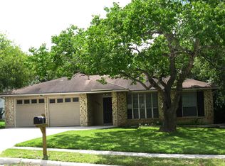 6502 Ridge Peak Dr, San Antonio, TX 78233
