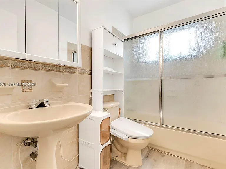 900 SW 84th Ave #412A — Photo 14